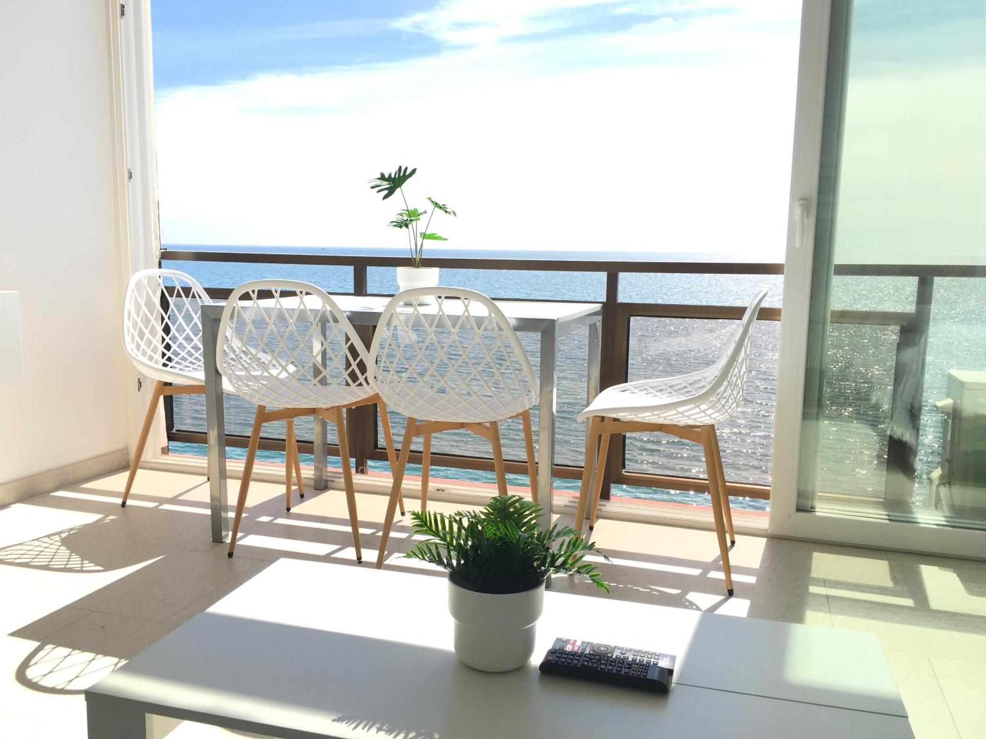 Malibu Apartment เบนัลมาเดนา ภายนอก รูปภาพ